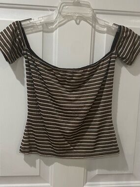 Vintage Moda Striped Off-Shoulder Crop Top in Brown and Cream small